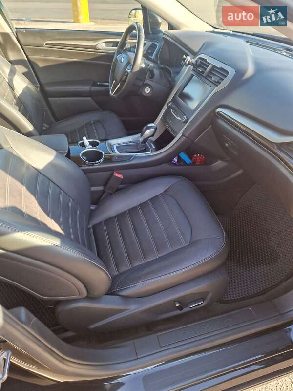 Седан Ford Fusion 2013 в Одессе