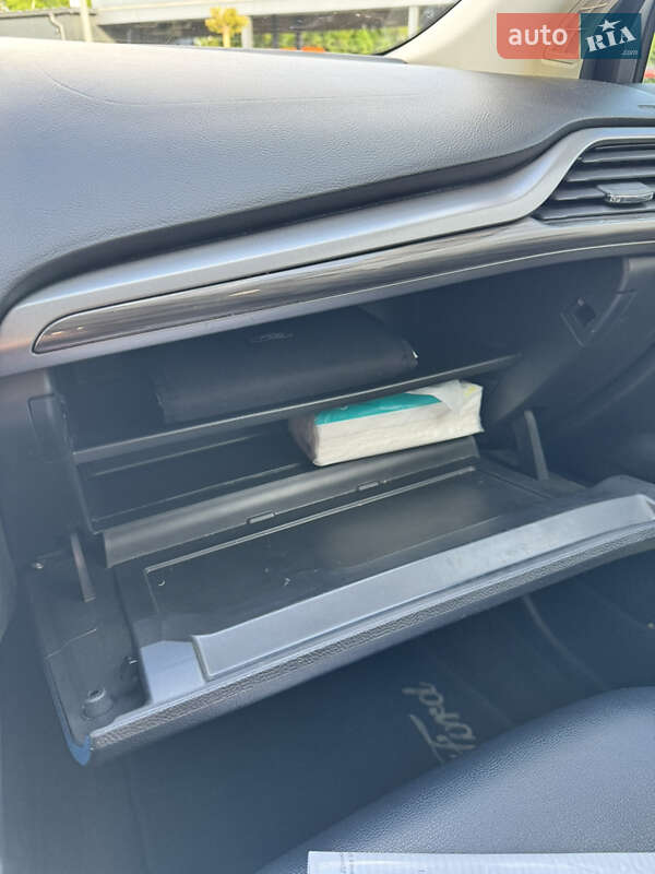 Седан Ford Fusion 2018 в Луцке