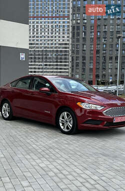 Седан Ford Fusion 2017 в 