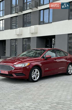 Седан Ford Fusion 2017 в 