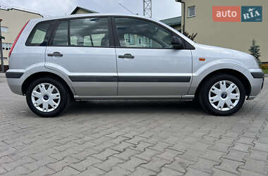 Хэтчбек Ford Fusion 2007 в 
