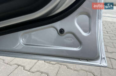 Хэтчбек Ford Fusion 2007 в 