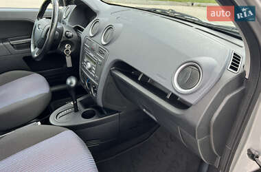 Хэтчбек Ford Fusion 2007 в 