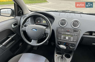 Хэтчбек Ford Fusion 2007 в 