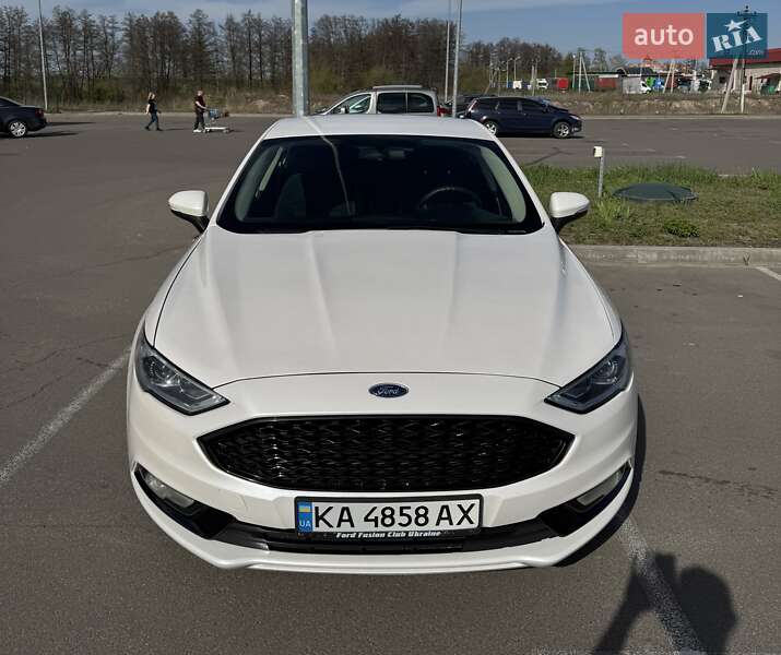 Седан Ford Fusion 2017 в Киеве
