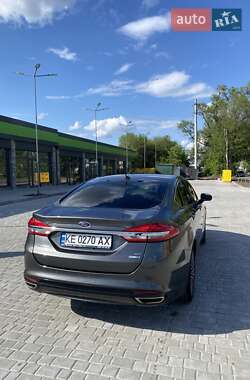 Седан Ford Fusion 2017 в 