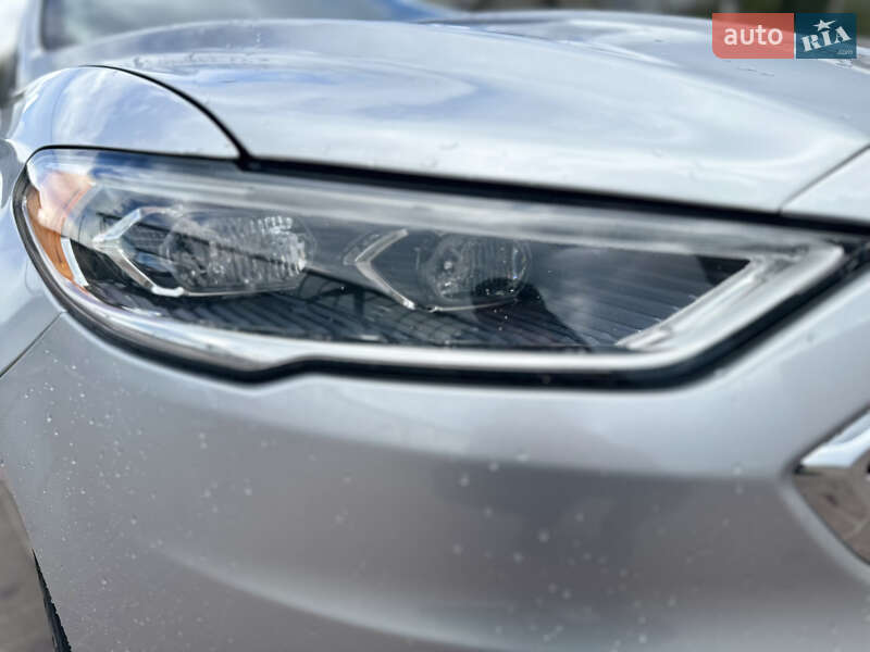 Седан Ford Fusion 2016 в Луцке