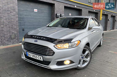 Седан Ford Fusion 2013 в 