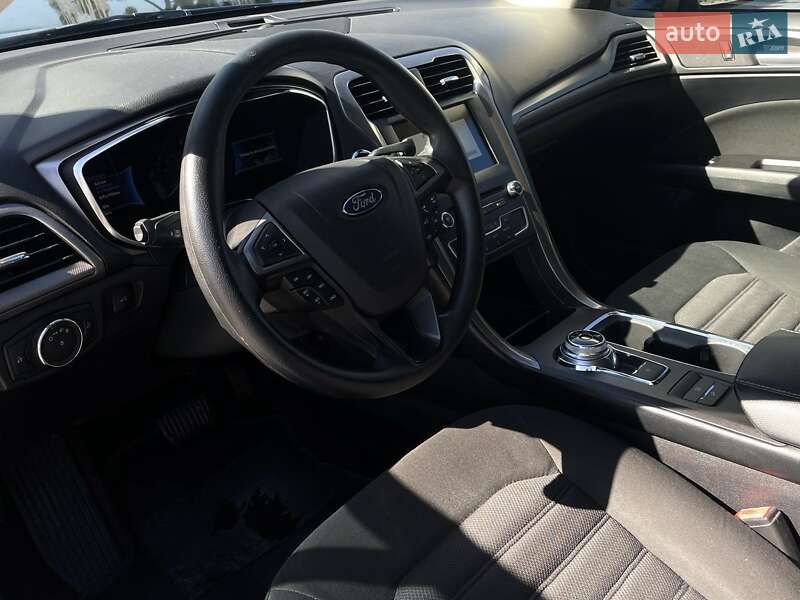 Седан Ford Fusion 2017 в Киеве