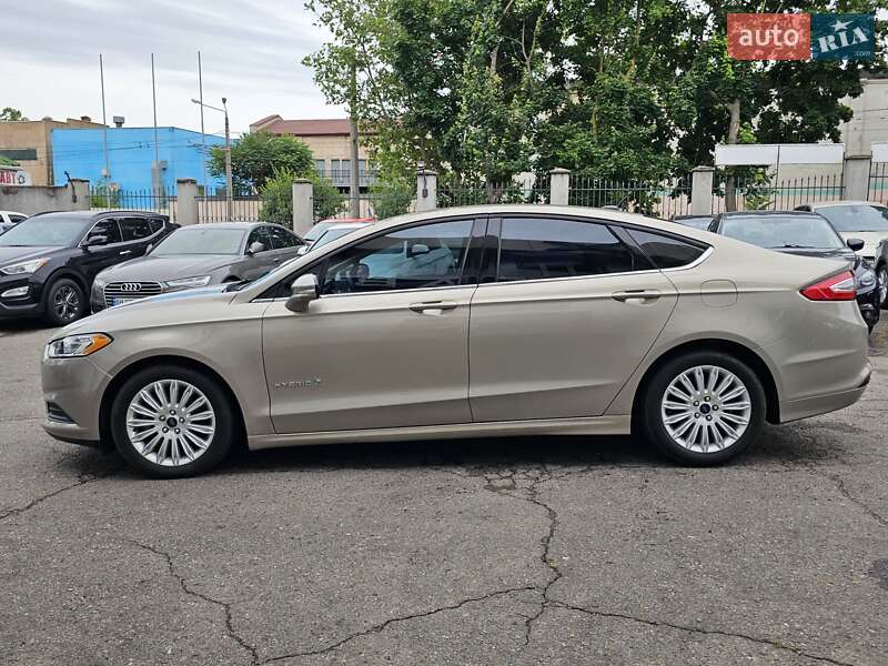 Седан Ford Fusion 2015 в Одессе