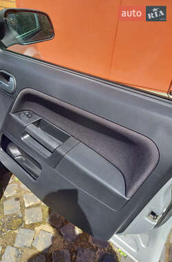 Хэтчбек Ford Fusion 2009 в 