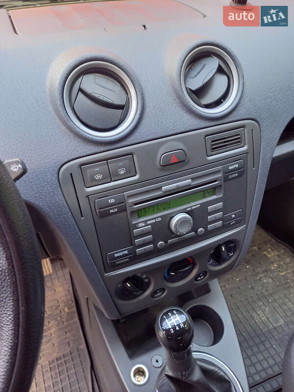 Хетчбек Ford Fusion 2009 в Рівному