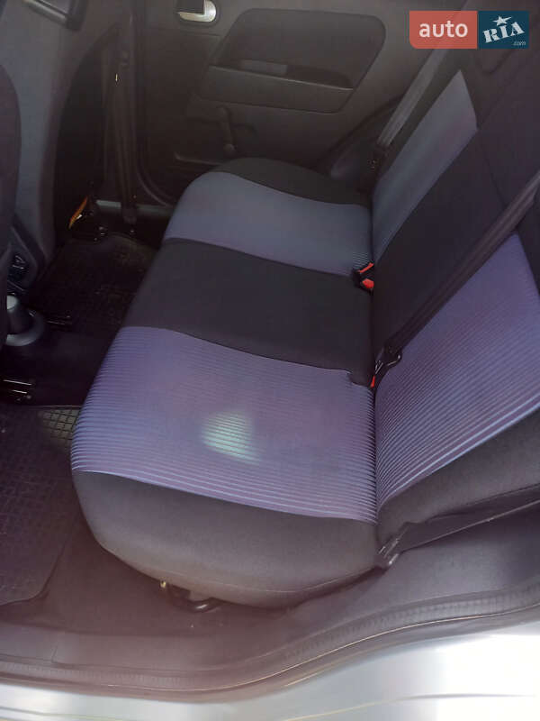 Хетчбек Ford Fusion 2009 в Рівному