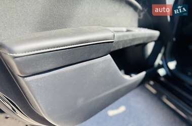 Седан Ford Fusion 2020 в 
