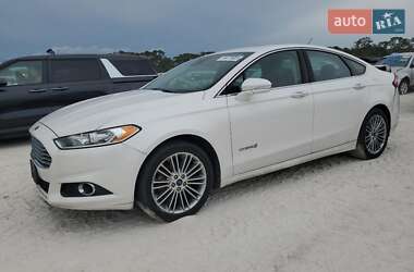 Ford Fusion 2014