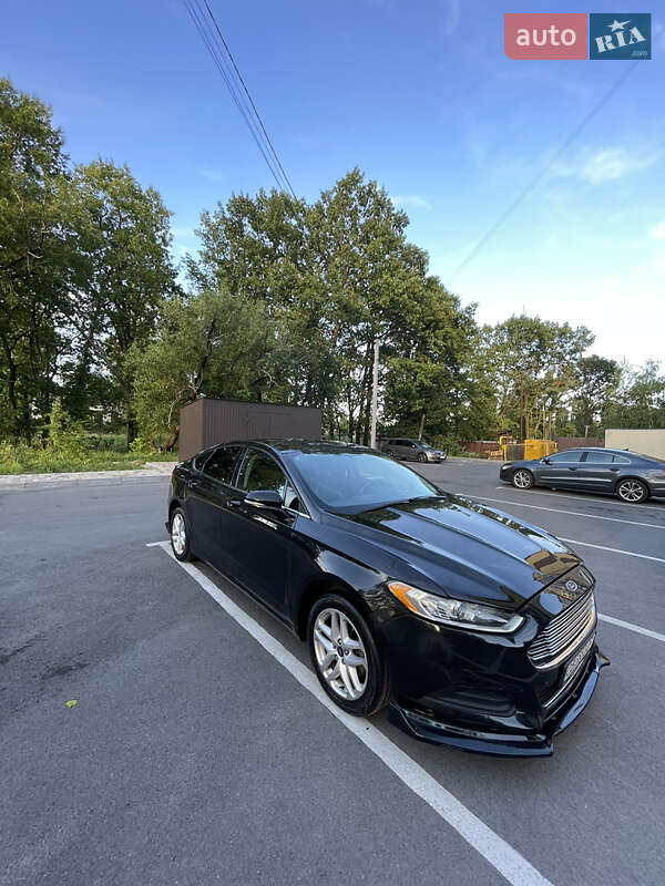 Седан Ford Fusion 2014 в Чернигове