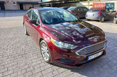 Седан Ford Fusion 2016 в 