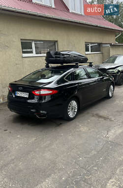 Седан Ford Fusion 2014 в 