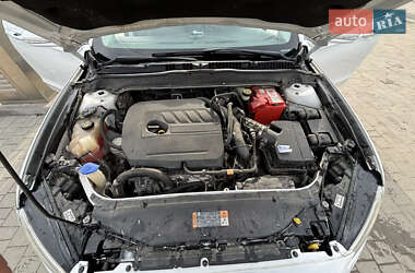 Седан Ford Fusion 2014 в 