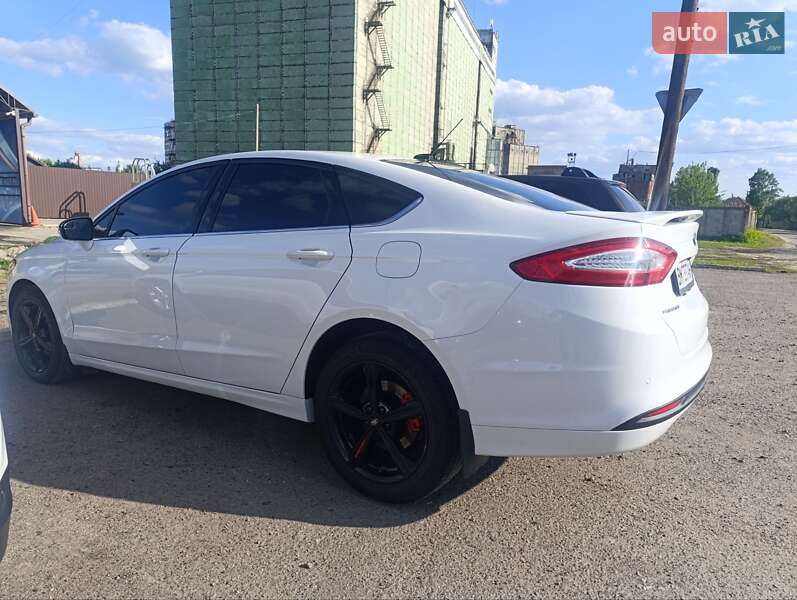 Седан Ford Fusion 2015 в Ахтырке фото 8 Седан Ford Fusion 2015 в Ахтырке