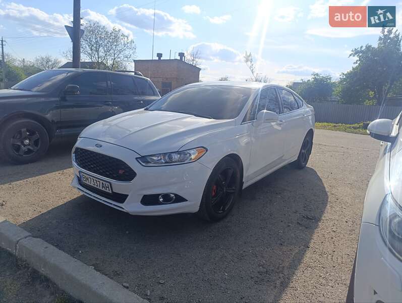 Седан Ford Fusion 2015 в Ахтырке