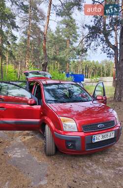 Хэтчбек Ford Fusion 2006 в Киеве