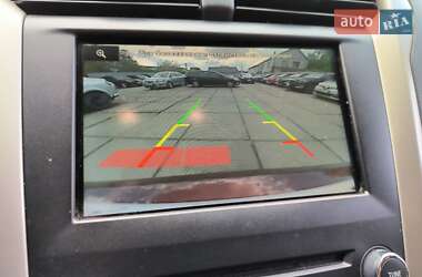 Седан Ford Fusion 2015 в 