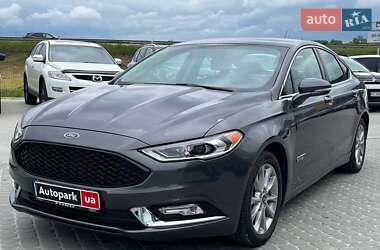 Седан Ford Fusion 2017 в Львове