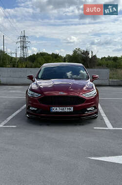 Седан Ford Fusion 2017 в 