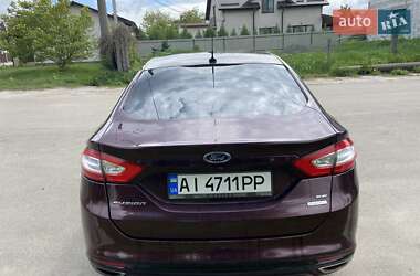 Седан Ford Fusion 2012 в 