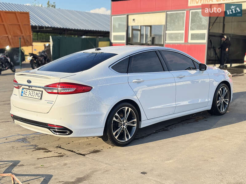 Седан Ford Fusion 2017 в Дніпрі