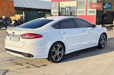 Седан Ford Fusion 2017 в 