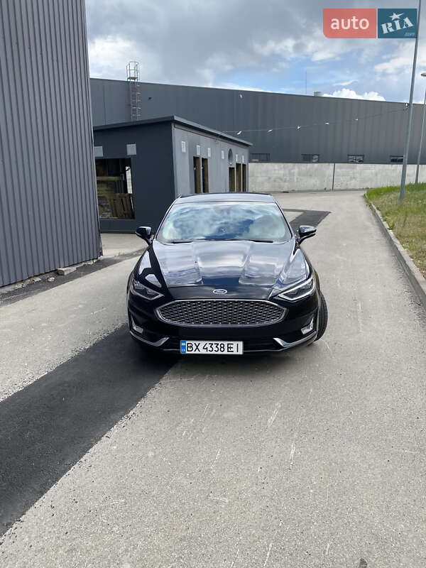 Седан Ford Fusion 2018 в Києві