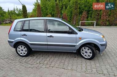 Хэтчбек Ford Fusion 2007 в 
