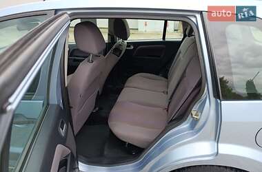 Хэтчбек Ford Fusion 2007 в 