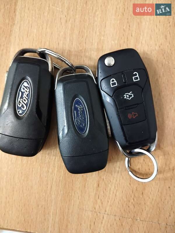 Седан Ford Fusion 2014 в Запорожье фото 2 Седан Ford Fusion 2014 в Запорожье