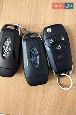 Седан Ford Fusion 2014 в 