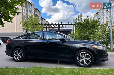 Седан Ford Fusion 2014 в 
