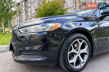 Седан Ford Fusion 2014 в 