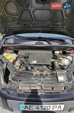 Хэтчбек Ford Fusion 2007 в 