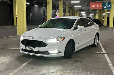 Седан Ford Fusion 2018 в Києві