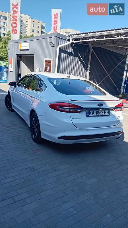 Седан Ford Fusion 2017 в Киеве
