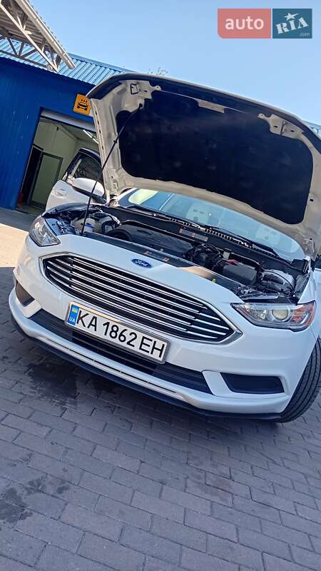 Седан Ford Fusion 2017 в Киеве