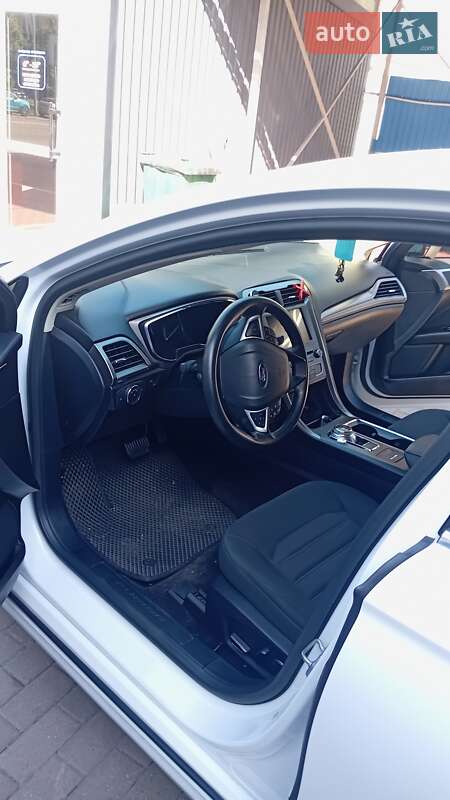 Седан Ford Fusion 2017 в Киеве