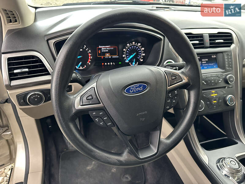 Седан Ford Fusion 2016 в Ивано-Франковске