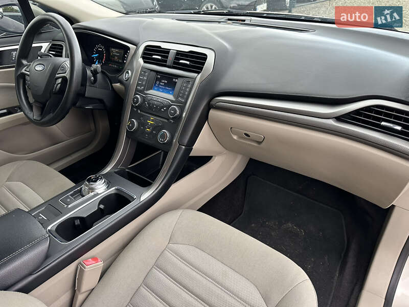 Седан Ford Fusion 2016 в Ивано-Франковске
