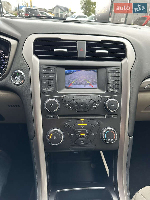 Седан Ford Fusion 2016 в Ивано-Франковске