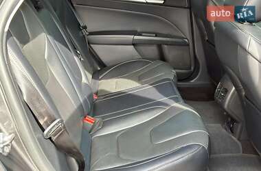 Седан Ford Fusion 2018 в 