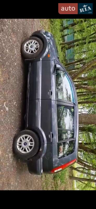 Хэтчбек Ford Fusion 2006 в Львове