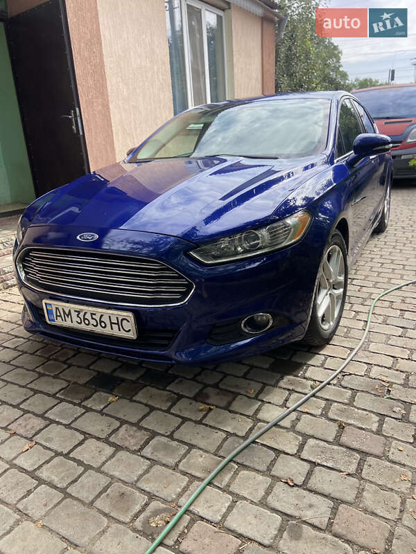 Ford Fusion 2015
